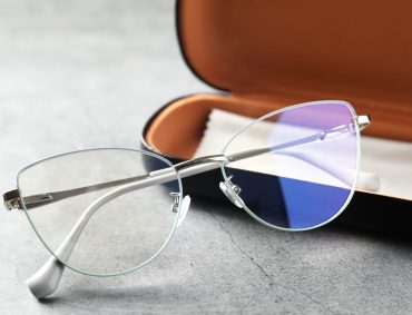 Benefits of Photochromic Lenses for Everyday Vision